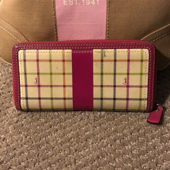 Coach Wallet - Picture 2 of 3